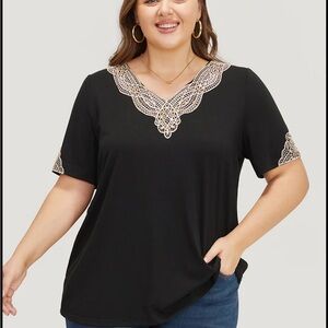 BloomChic Black Top Beige Accents Gold Sequins at Neck Arms Plus Size 22/24 NWT